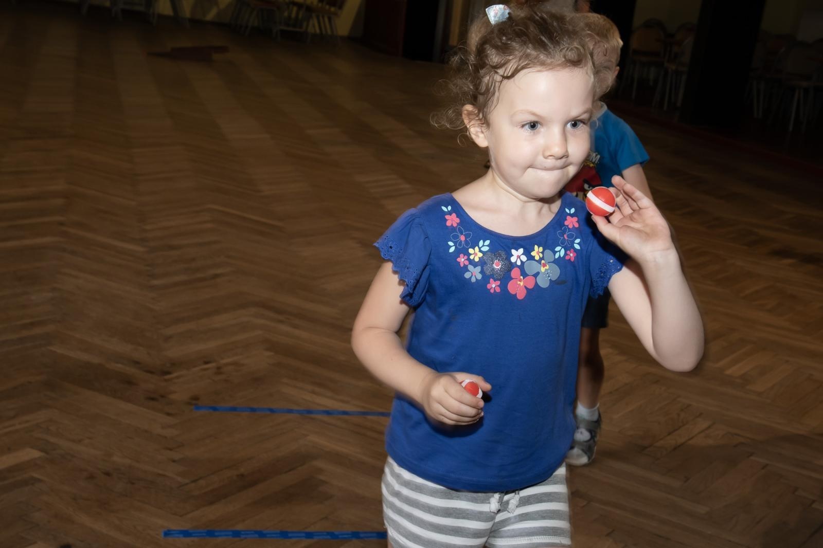 Zdjęcie w galerii na portalu naszraciborz.pl: III Mistrzostwa Gry w Kapsle Kapslomania w Krzanowicach wiadomości z regionu