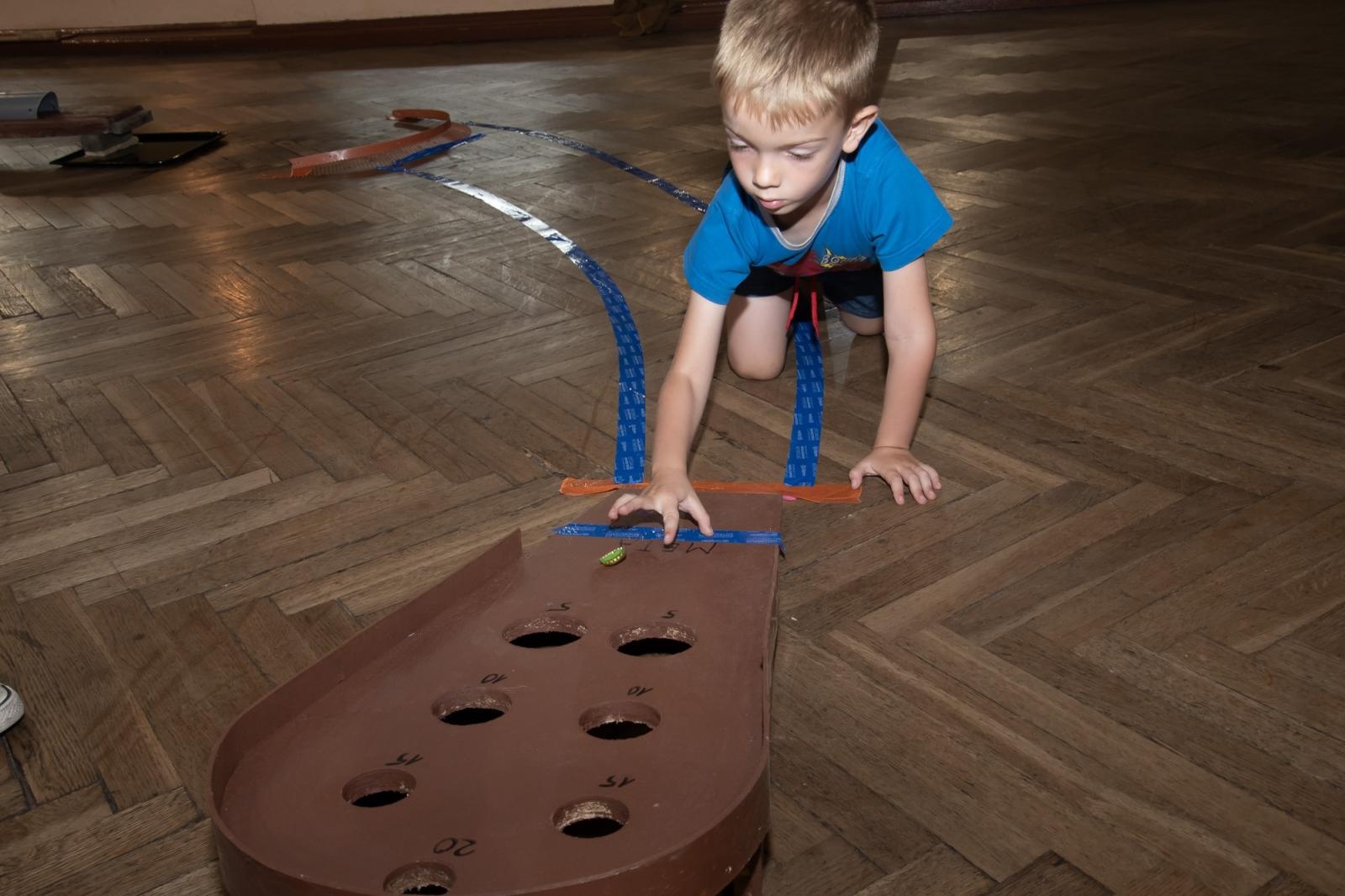 Zdjęcie w galerii na portalu naszraciborz.pl: III Mistrzostwa Gry w Kapsle Kapslomania w Krzanowicach wiadomości z regionu