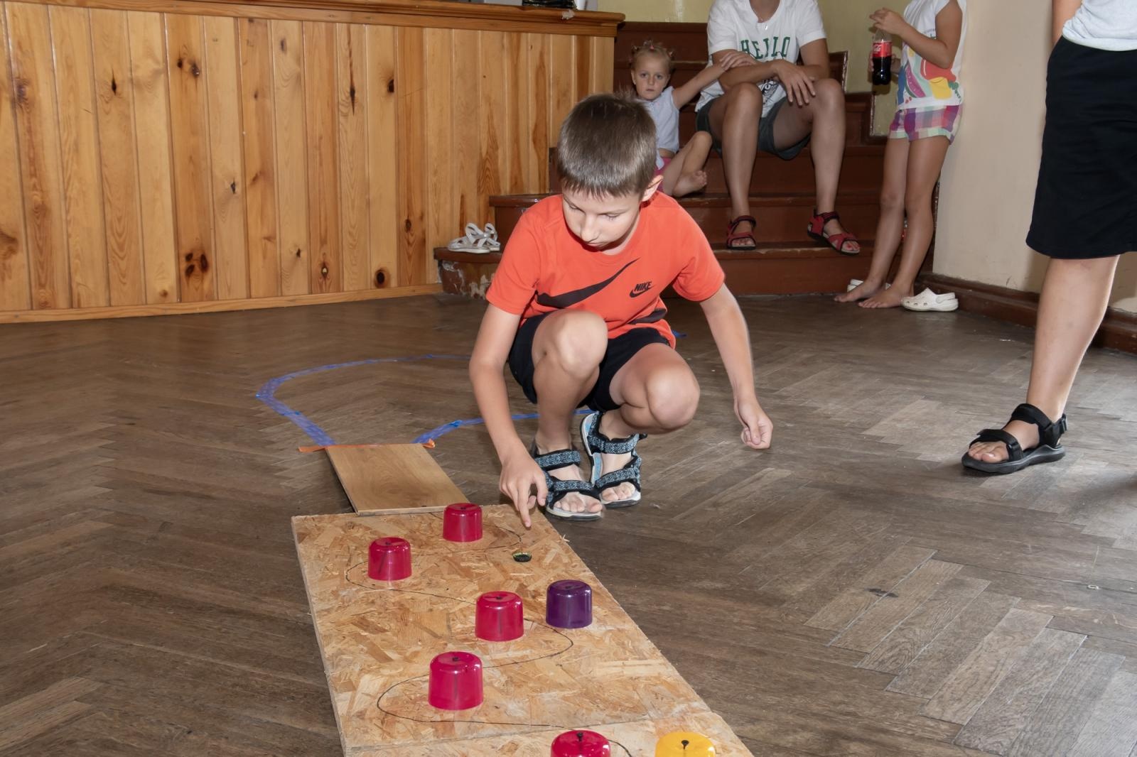 Zdjęcie w galerii na portalu naszraciborz.pl: III Mistrzostwa Gry w Kapsle Kapslomania w Krzanowicach wiadomości z regionu
