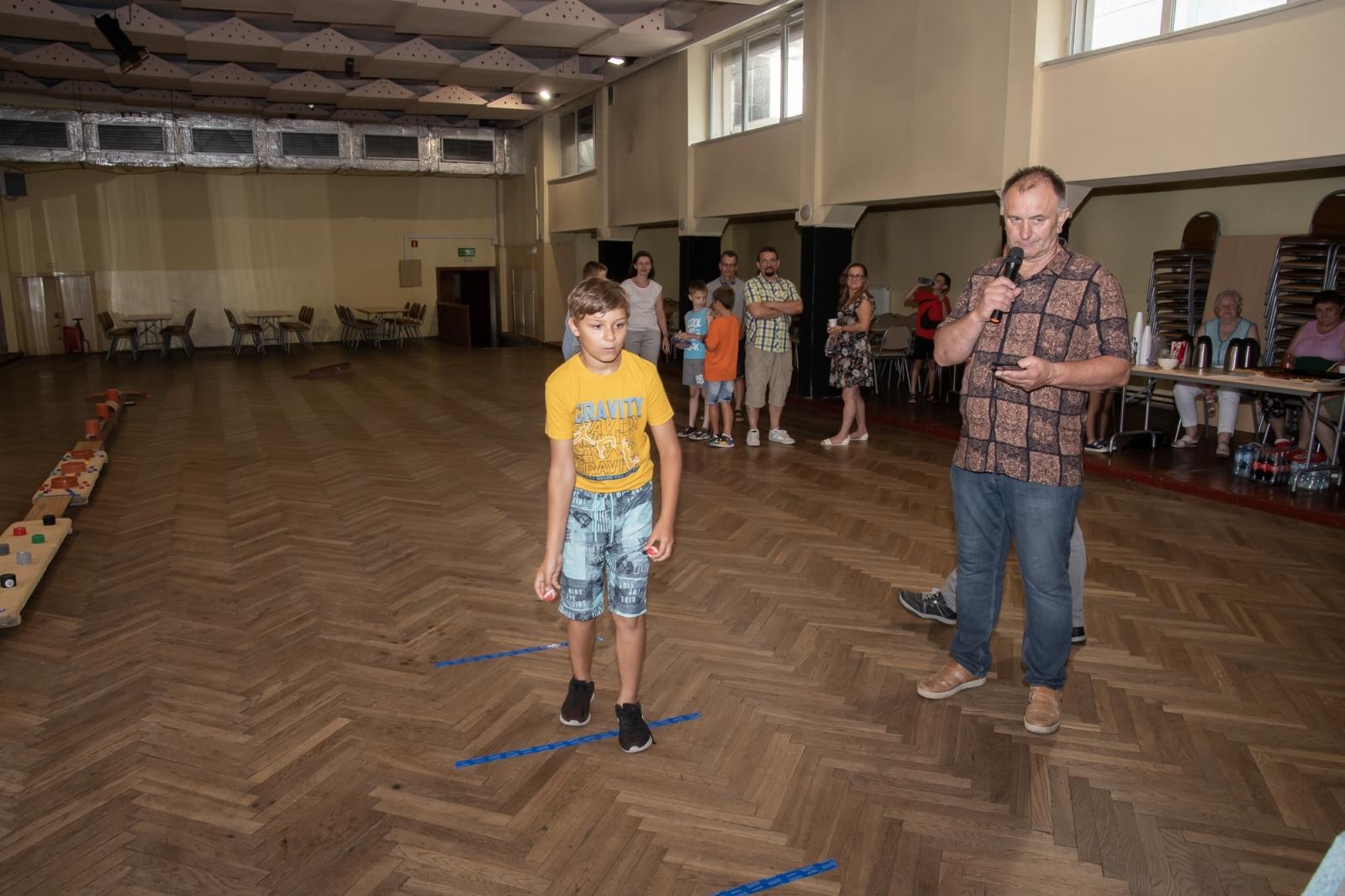 Zdjęcie w galerii na portalu naszraciborz.pl: III Mistrzostwa Gry w Kapsle Kapslomania w Krzanowicach wiadomości z regionu