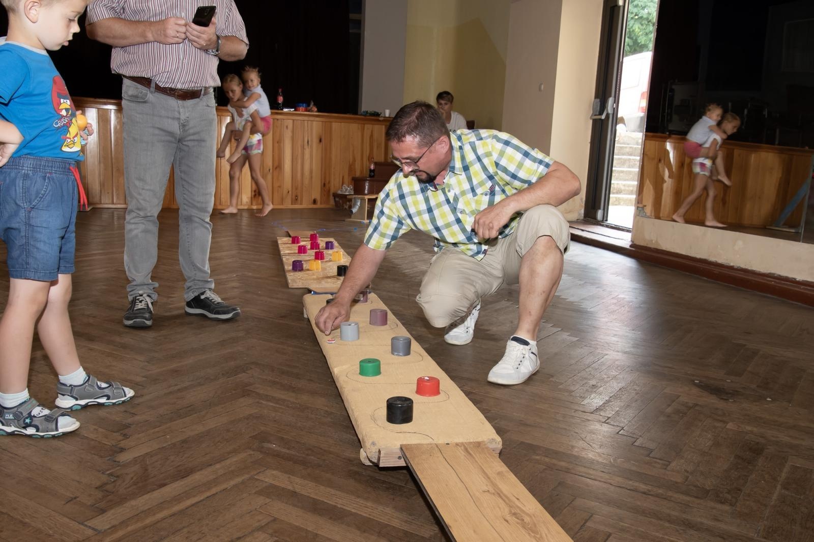 Zdjęcie w galerii na portalu naszraciborz.pl: III Mistrzostwa Gry w Kapsle Kapslomania w Krzanowicach wiadomości z regionu