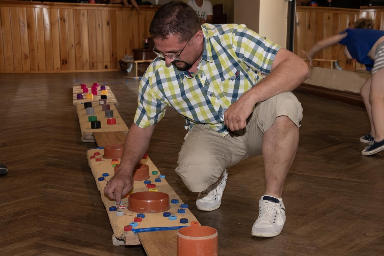 Zdjęcie w galerii na portalu naszraciborz.pl: III Mistrzostwa Gry w Kapsle Kapslomania w Krzanowicach wiadomości z regionu