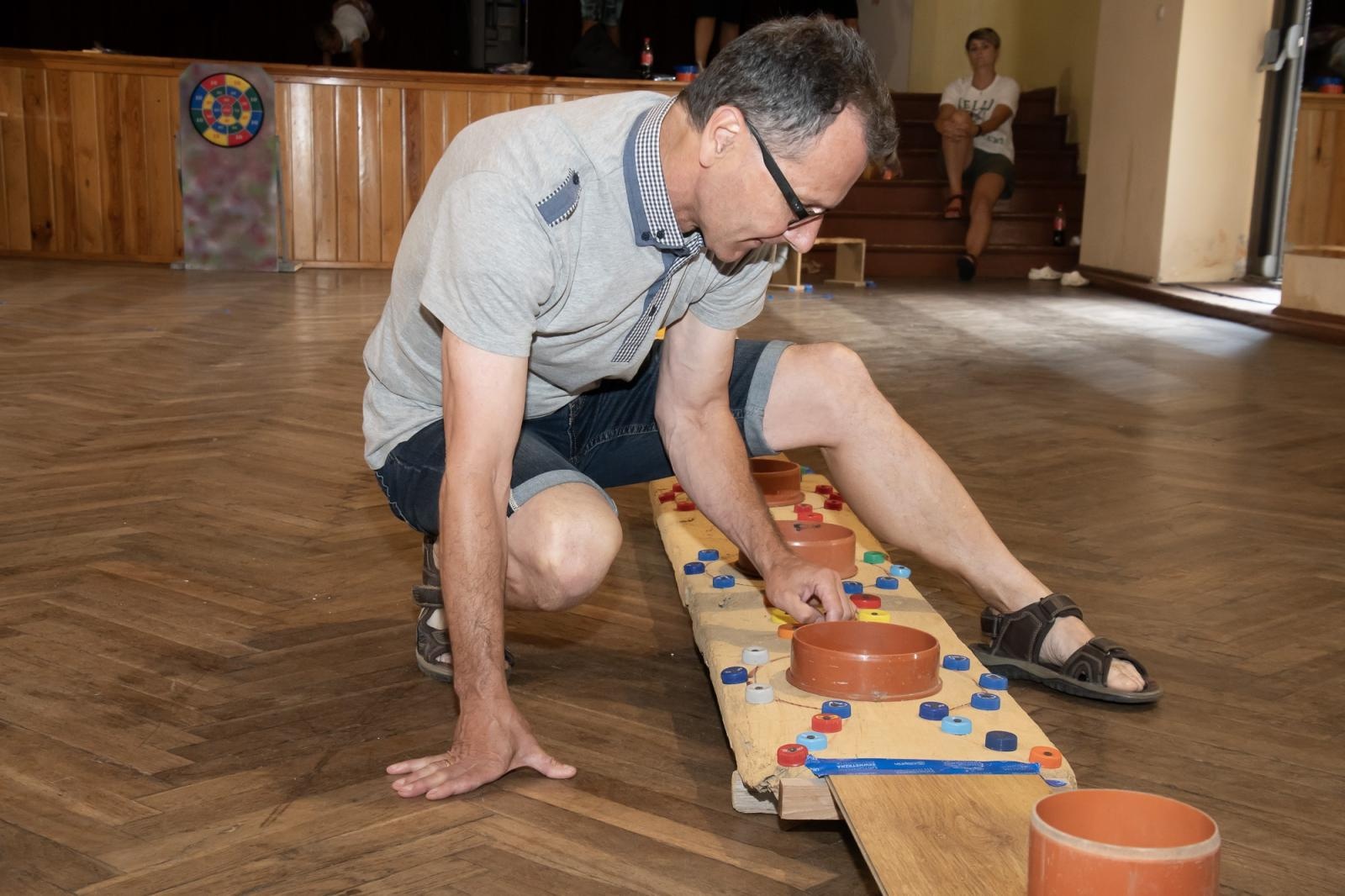 Zdjęcie w galerii na portalu naszraciborz.pl: III Mistrzostwa Gry w Kapsle Kapslomania w Krzanowicach wiadomości z regionu