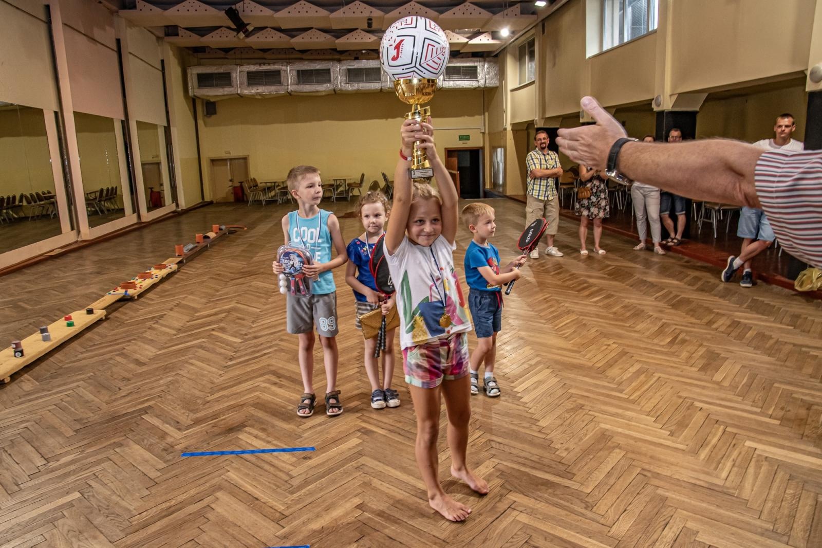 Zdjęcie w galerii na portalu naszraciborz.pl: III Mistrzostwa Gry w Kapsle Kapslomania w Krzanowicach wiadomości z regionu