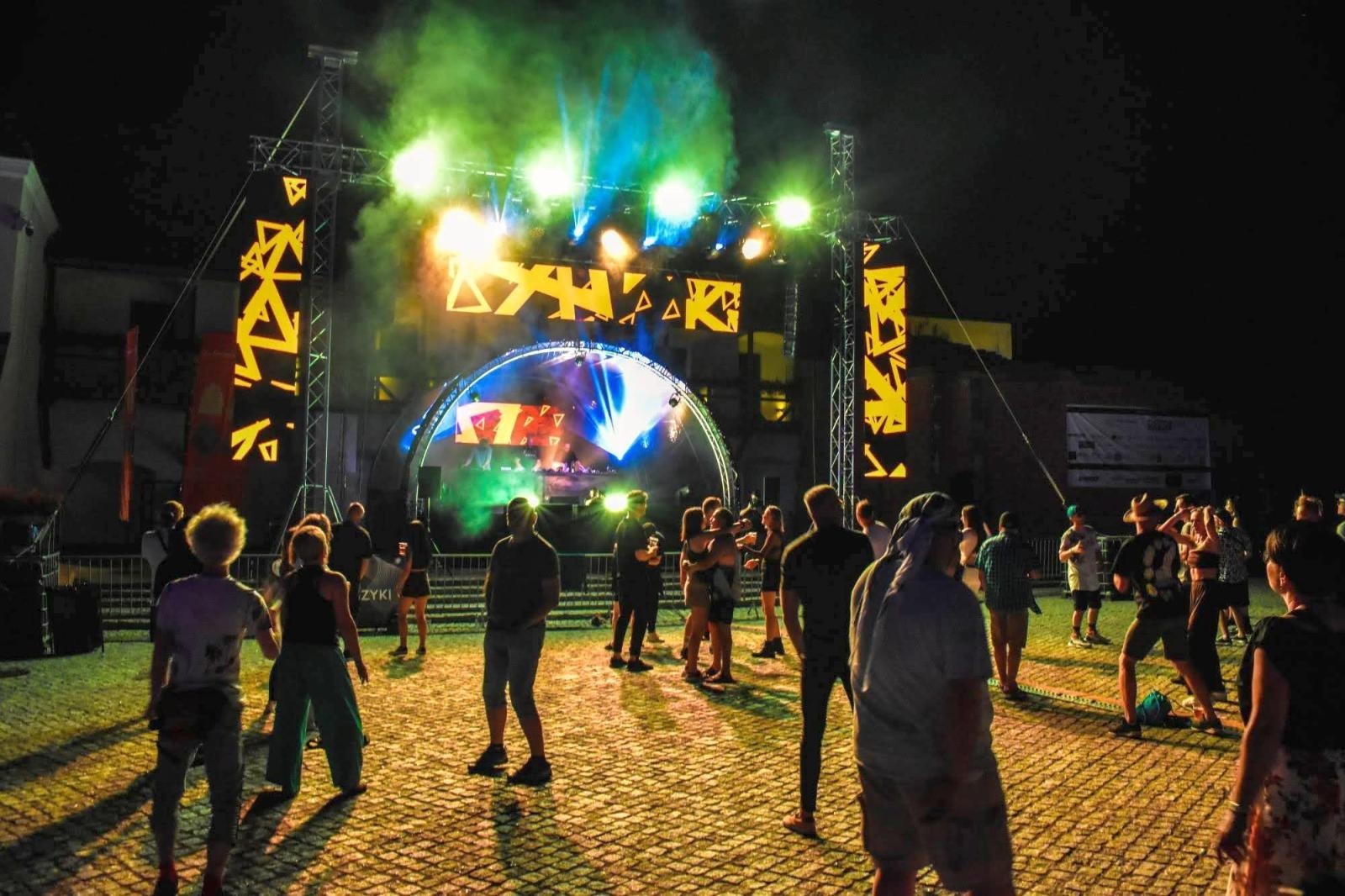 Zdjęcie w galerii na portalu naszraciborz.pl: Full Moon na raciborskim zamku - dzień trzeci [FOTO] wiadomości z regionu