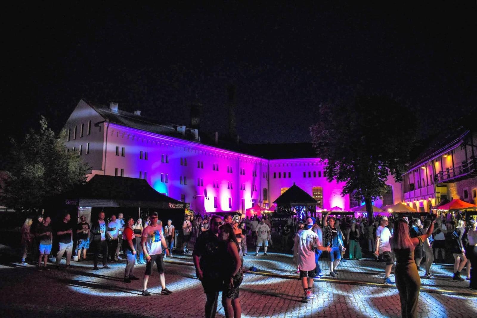 Zdjęcie w galerii na portalu naszraciborz.pl: Full Moon na raciborskim zamku - dzień trzeci [FOTO] wiadomości z regionu