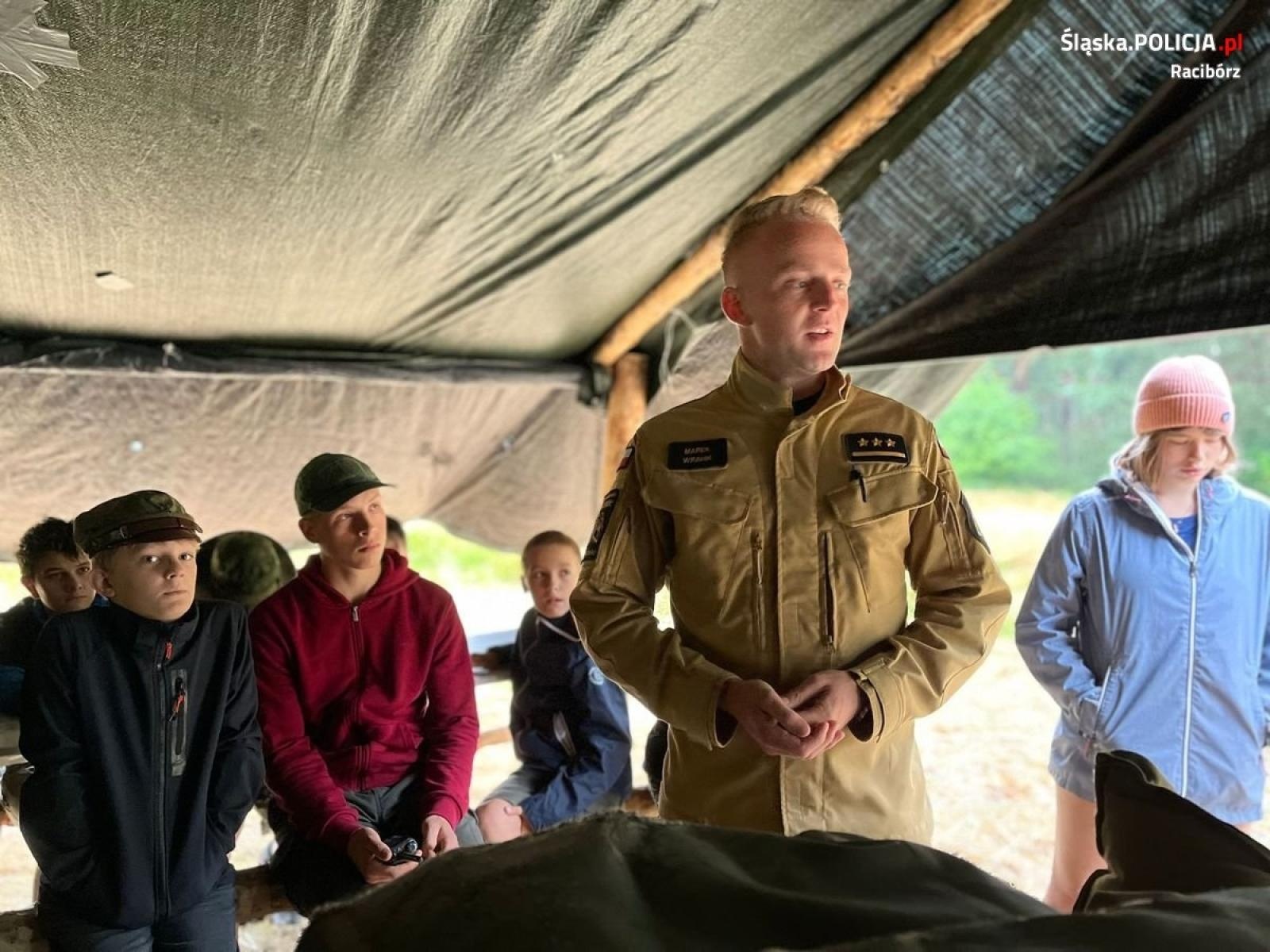 Zdjęcie w galerii na portalu naszraciborz.pl: Od nocy trwały poszukiwania 15-letniego harcerza z obozu w Kuźni Raciborskiej [AKTUALIZACJA] wiadomości z regionu