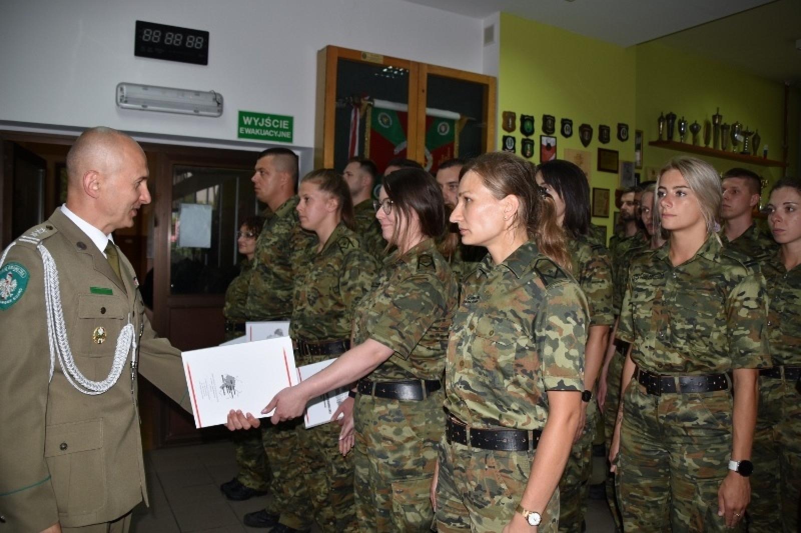 Zdjęcie w galerii na portalu naszraciborz.pl: Uroczysta zbiórka w Śląskim Oddziale Straży Granicznej wiadomości z regionu