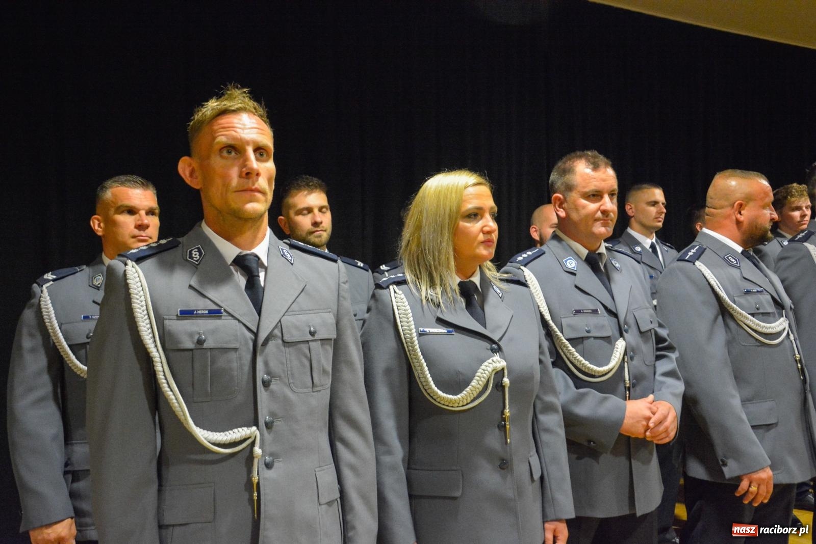 Zdjęcie w galerii na portalu naszraciborz.pl: Szeryf i jego współpracownicy. Raciborska policja świętuje [FOTO i WIDEO] wiadomości z regionu