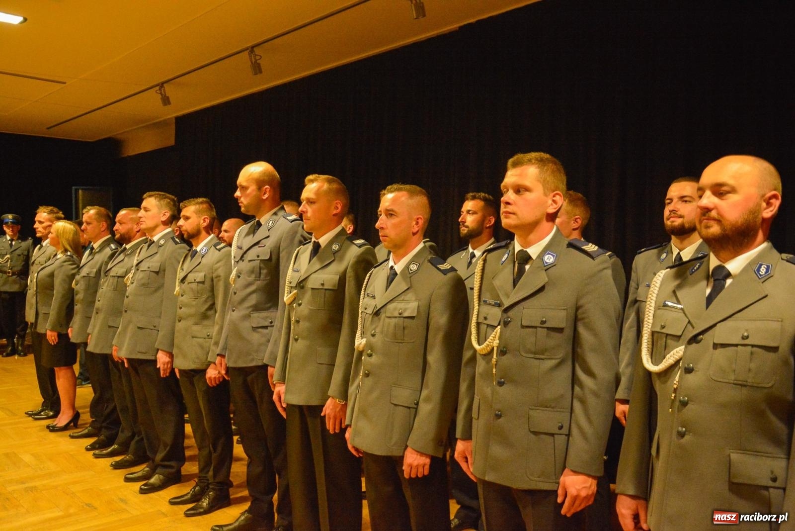 Zdjęcie w galerii na portalu naszraciborz.pl: Szeryf i jego współpracownicy. Raciborska policja świętuje [FOTO i WIDEO] wiadomości z regionu