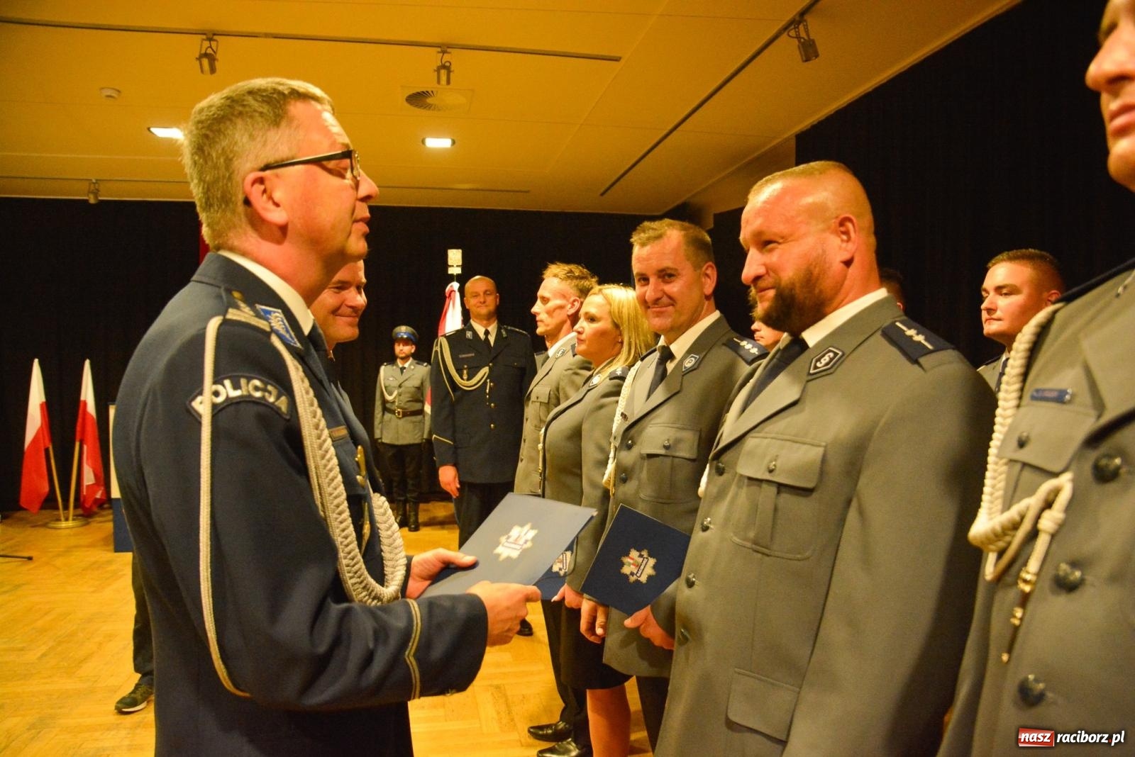 Zdjęcie w galerii na portalu naszraciborz.pl: Szeryf i jego współpracownicy. Raciborska policja świętuje [FOTO i WIDEO] wiadomości z regionu