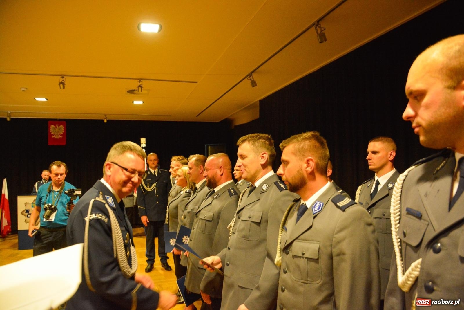 Zdjęcie w galerii na portalu naszraciborz.pl: Szeryf i jego współpracownicy. Raciborska policja świętuje [FOTO i WIDEO] wiadomości z regionu