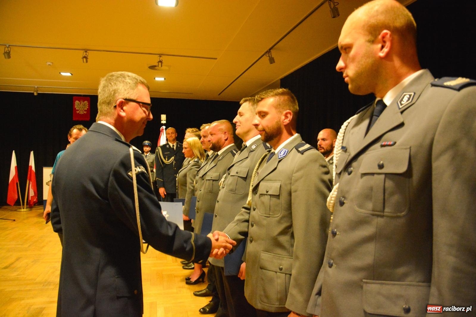 Zdjęcie w galerii na portalu naszraciborz.pl: Szeryf i jego współpracownicy. Raciborska policja świętuje [FOTO i WIDEO] wiadomości z regionu