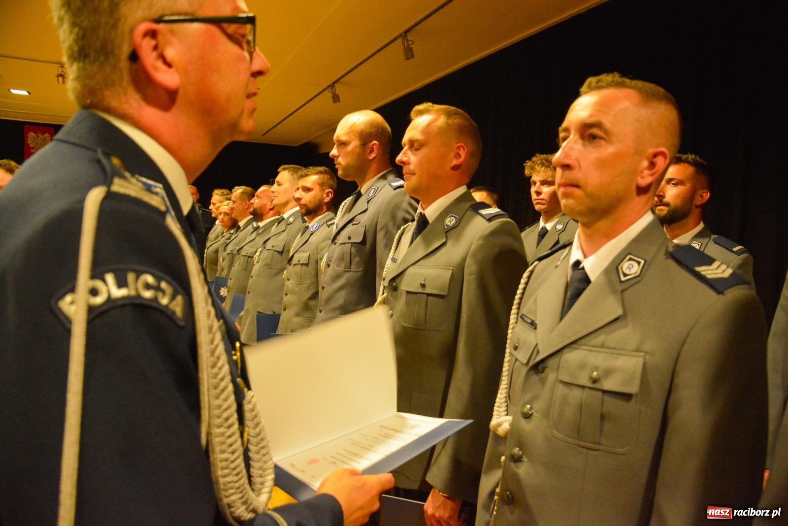 Zdjęcie w galerii na portalu naszraciborz.pl: Szeryf i jego współpracownicy. Raciborska policja świętuje [FOTO i WIDEO] wiadomości z regionu