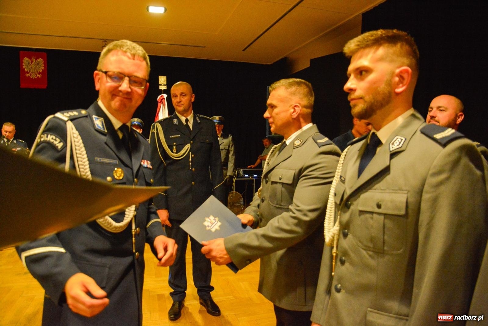 Zdjęcie w galerii na portalu naszraciborz.pl: Szeryf i jego współpracownicy. Raciborska policja świętuje [FOTO i WIDEO] wiadomości z regionu