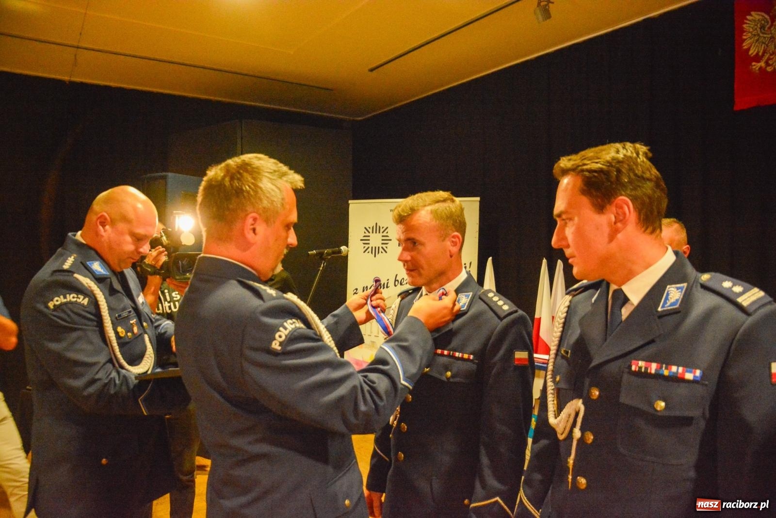 Zdjęcie w galerii na portalu naszraciborz.pl: Szeryf i jego współpracownicy. Raciborska policja świętuje [FOTO i WIDEO] wiadomości z regionu
