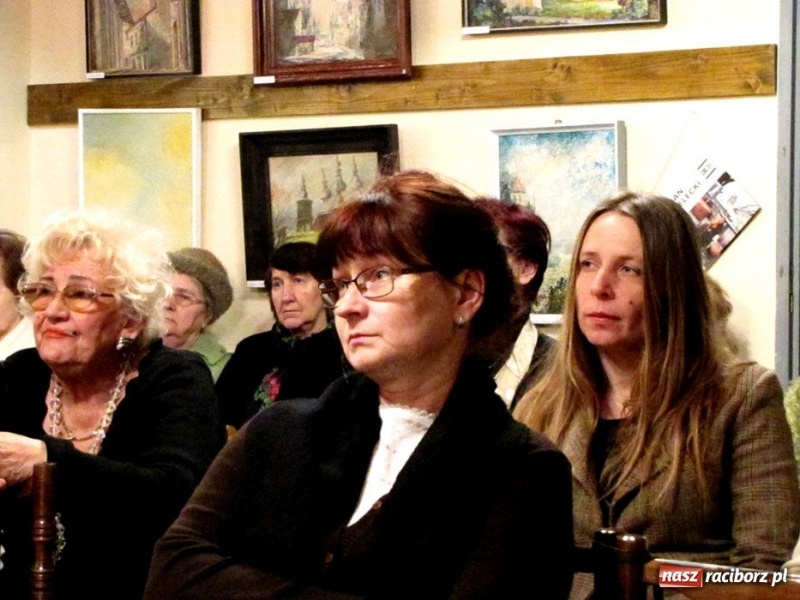Zdjęcie w galerii na portalu naszraciborz.pl: Tajemnice raciborskich mniszek wiadomości z regionu