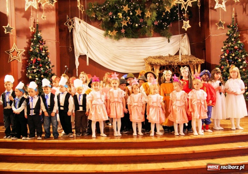 Zdjęcie w galerii na portalu naszraciborz.pl: Teatr małego aktora w Tworkowie wiadomości z regionu