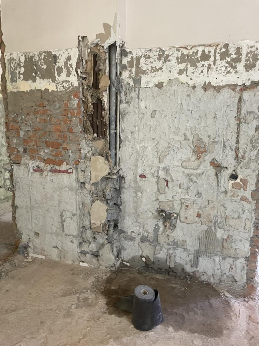 Zdjęcie w galerii na portalu naszraciborz.pl: Ruszyła adaptacja byłej szkoły w Brzeźnicy wiadomości z regionu