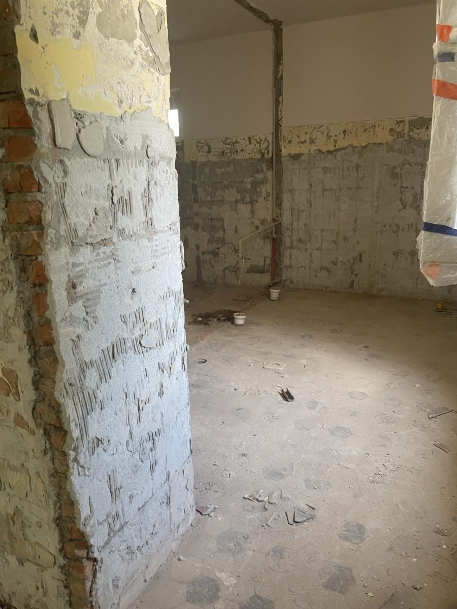 Zdjęcie w galerii na portalu naszraciborz.pl: Ruszyła adaptacja byłej szkoły w Brzeźnicy wiadomości z regionu