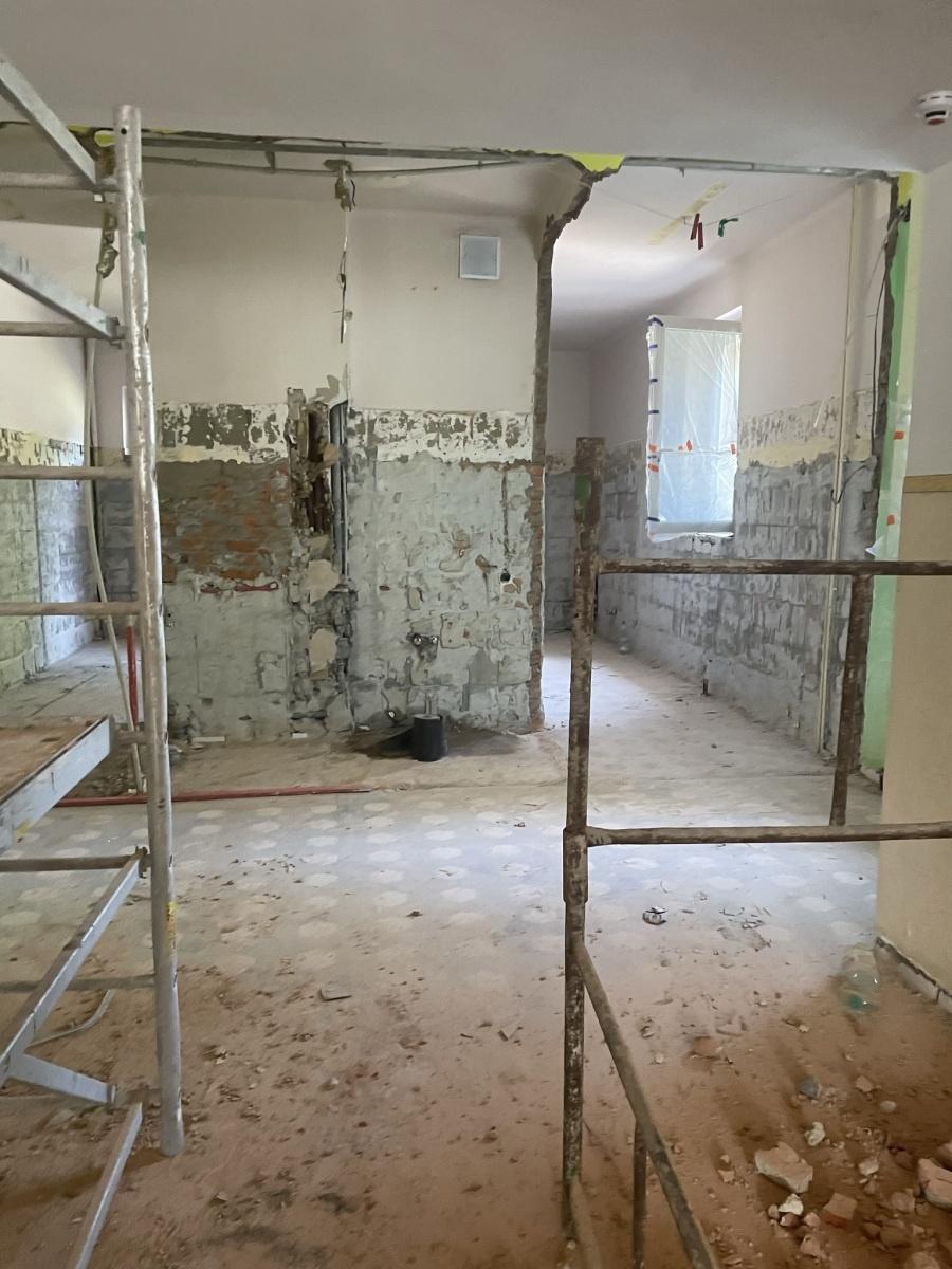 Zdjęcie w galerii na portalu naszraciborz.pl: Ruszyła adaptacja byłej szkoły w Brzeźnicy wiadomości z regionu