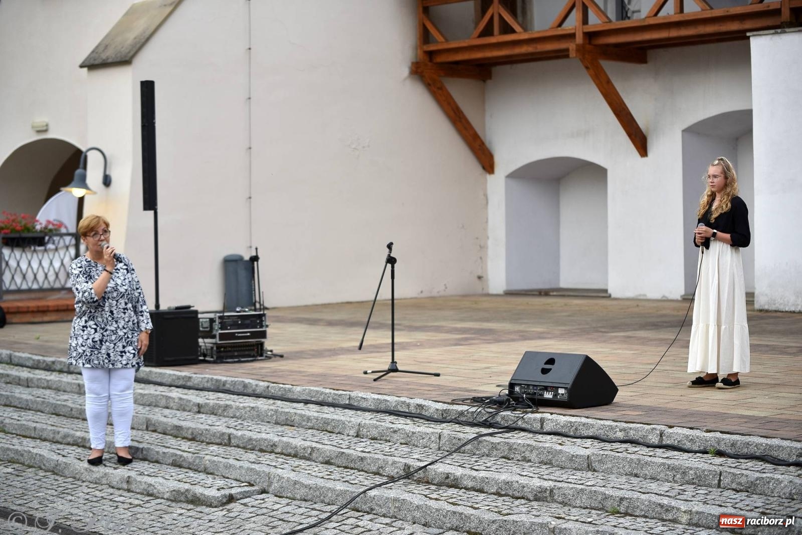 Zdjęcie w galerii na portalu naszraciborz.pl: Letni koncert na raciborskim zamku [FOTO i WIDEO] wiadomości z regionu