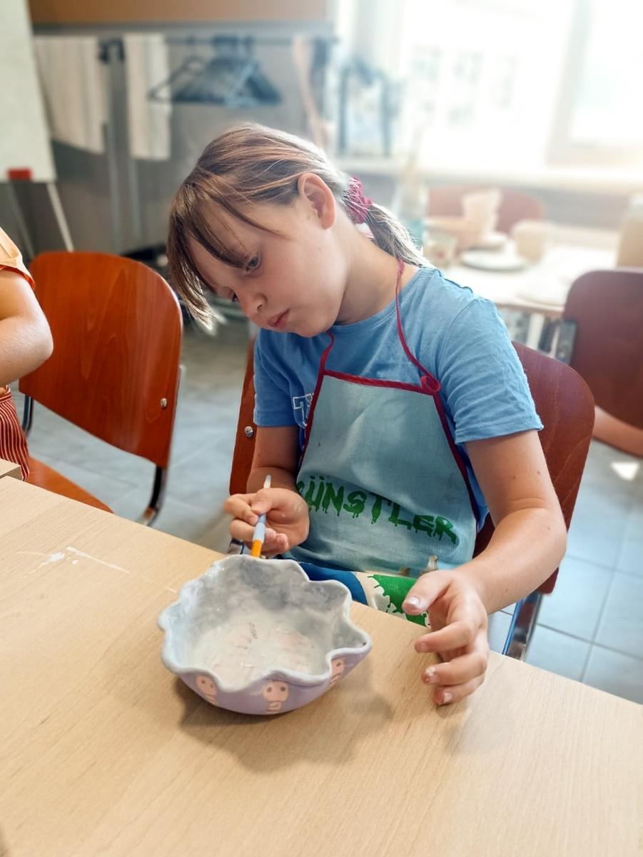 Zdjęcie w galerii na portalu naszraciborz.pl: Ceramiczne wypieki podczas Lata z RCK - relacja wiadomości z regionu