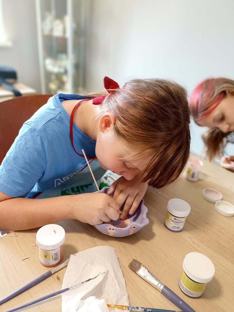 Zdjęcie w galerii na portalu naszraciborz.pl: Ceramiczne wypieki podczas Lata z RCK - relacja wiadomości z regionu