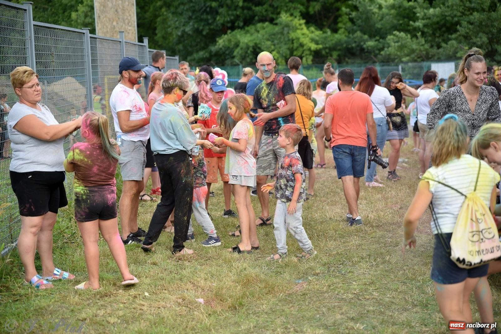 Zdjęcie w galerii na portalu naszraciborz.pl: Kolor Fest Racibórz [FOTO i WIDEO] wiadomości z regionu