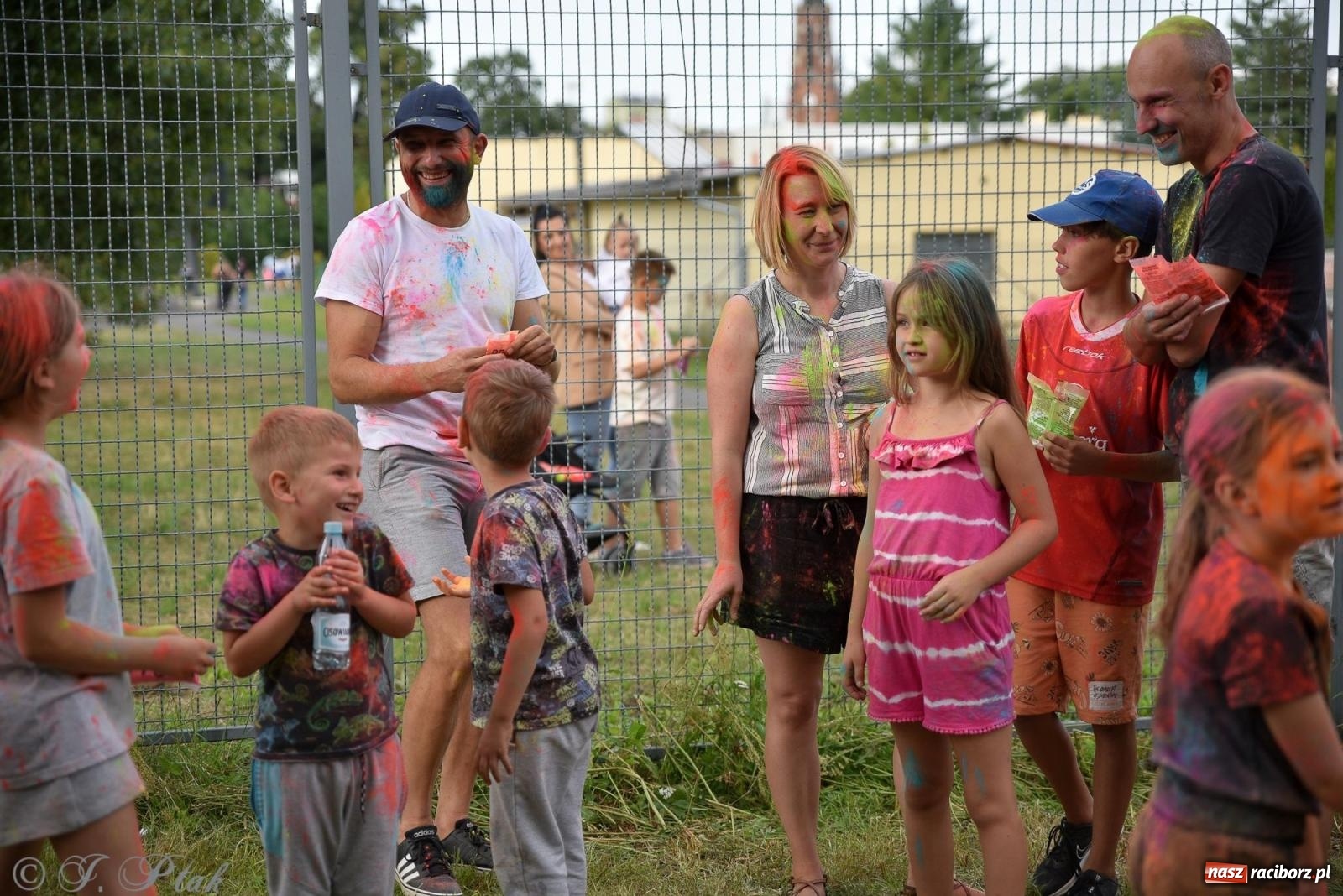Zdjęcie w galerii na portalu naszraciborz.pl: Kolor Fest Racibórz [FOTO i WIDEO] wiadomości z regionu