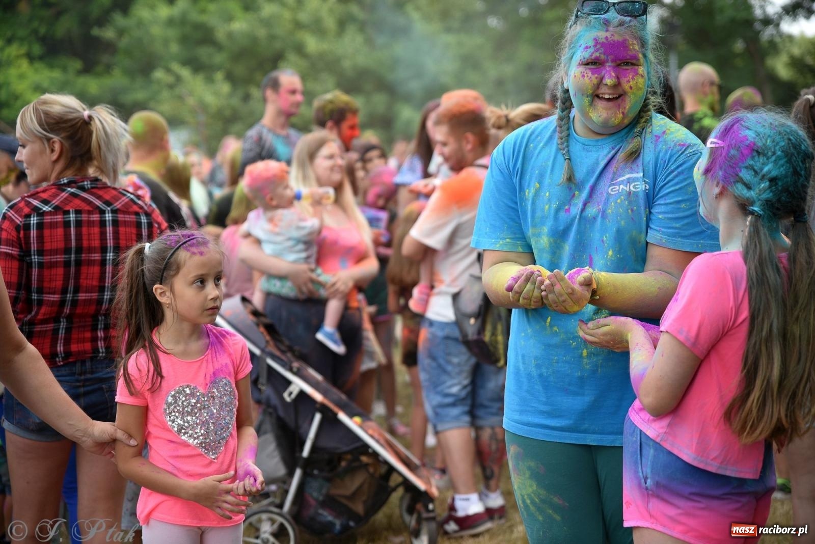 Zdjęcie w galerii na portalu naszraciborz.pl: Kolor Fest Racibórz [FOTO i WIDEO] wiadomości z regionu