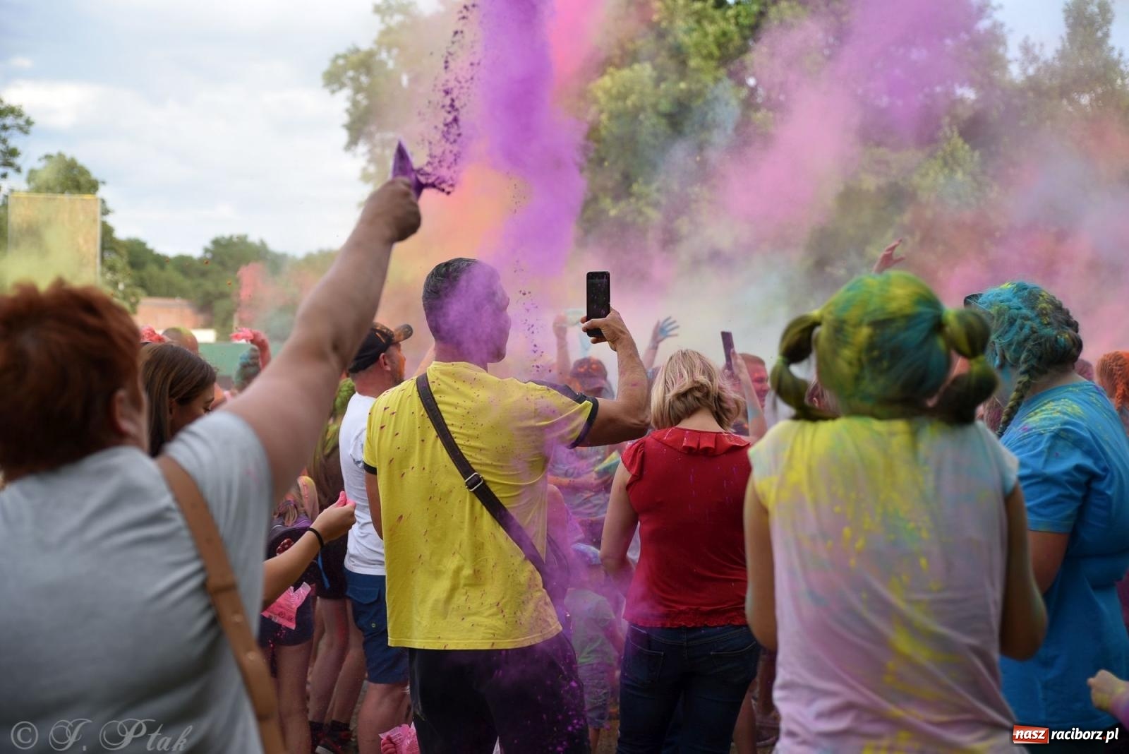 Zdjęcie w galerii na portalu naszraciborz.pl: Kolor Fest Racibórz [FOTO i WIDEO] wiadomości z regionu