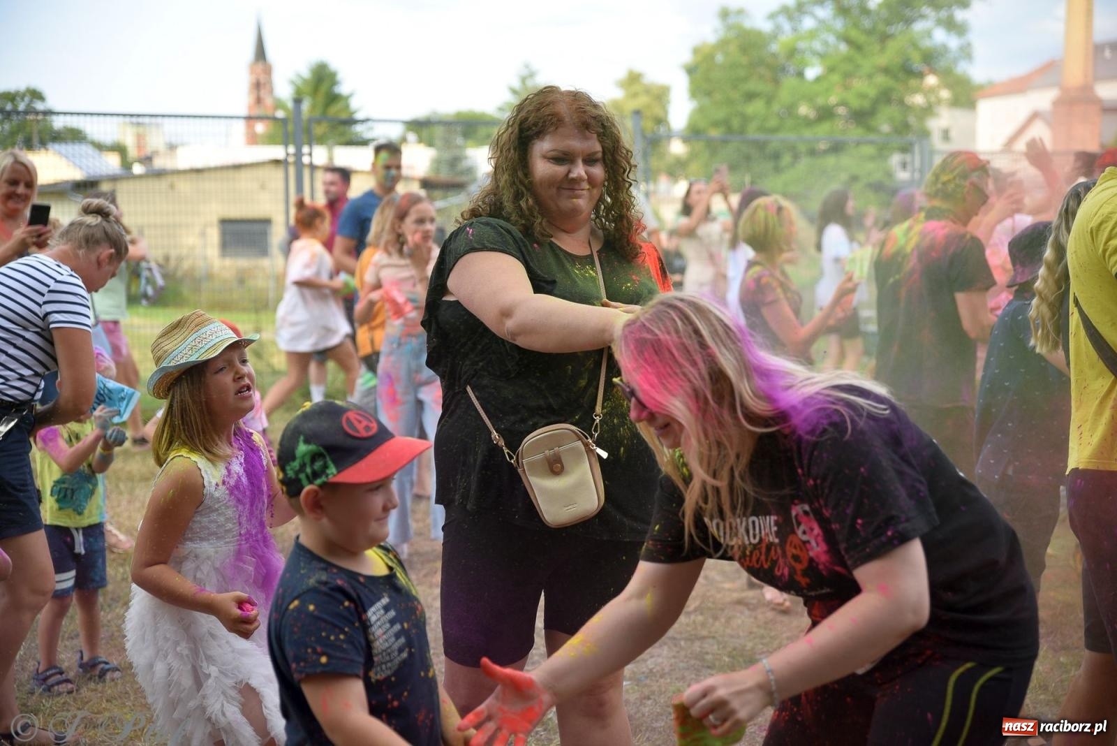 Zdjęcie w galerii na portalu naszraciborz.pl: Kolor Fest Racibórz [FOTO i WIDEO] wiadomości z regionu