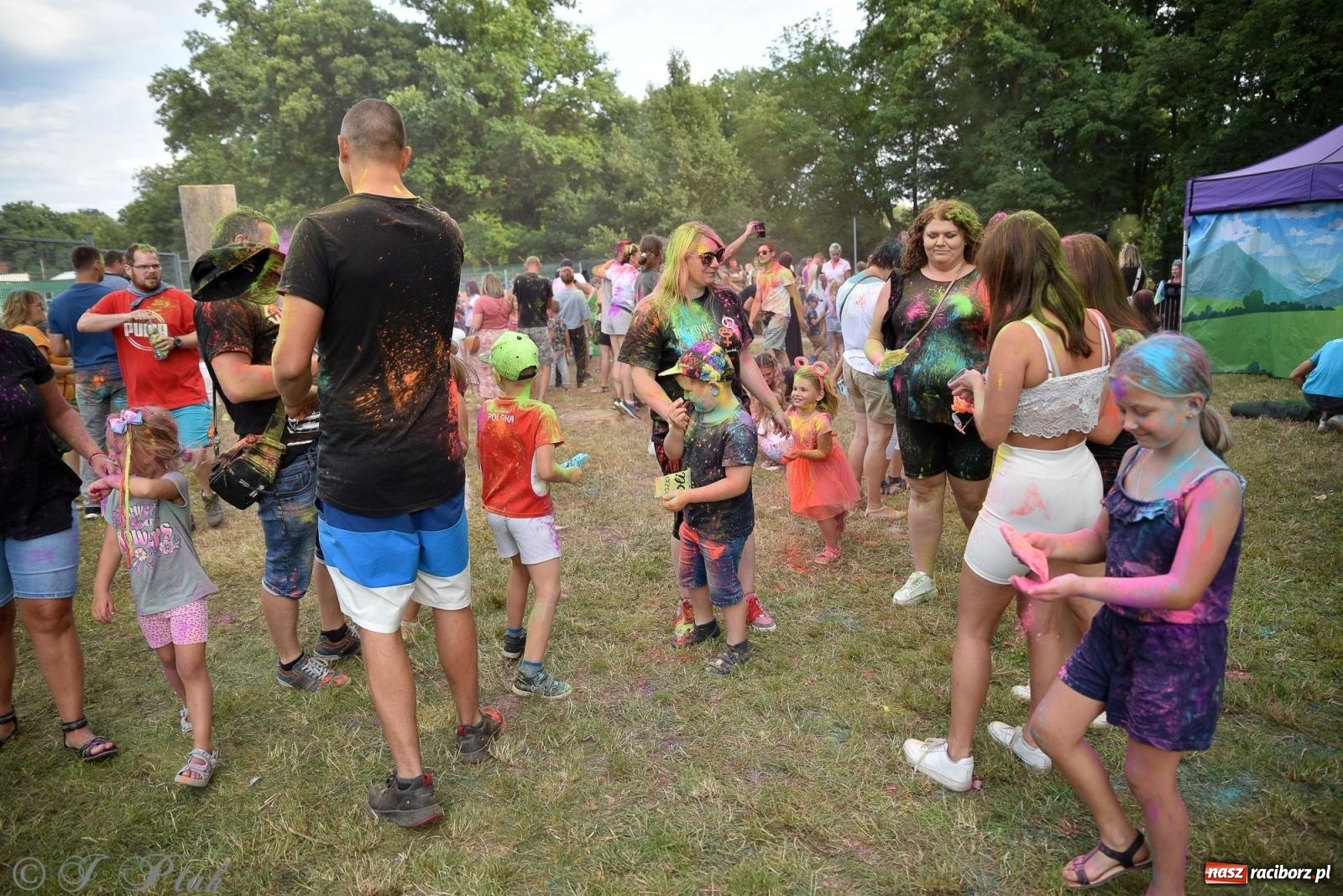 Zdjęcie w galerii na portalu naszraciborz.pl: Kolor Fest Racibórz [FOTO i WIDEO] wiadomości z regionu