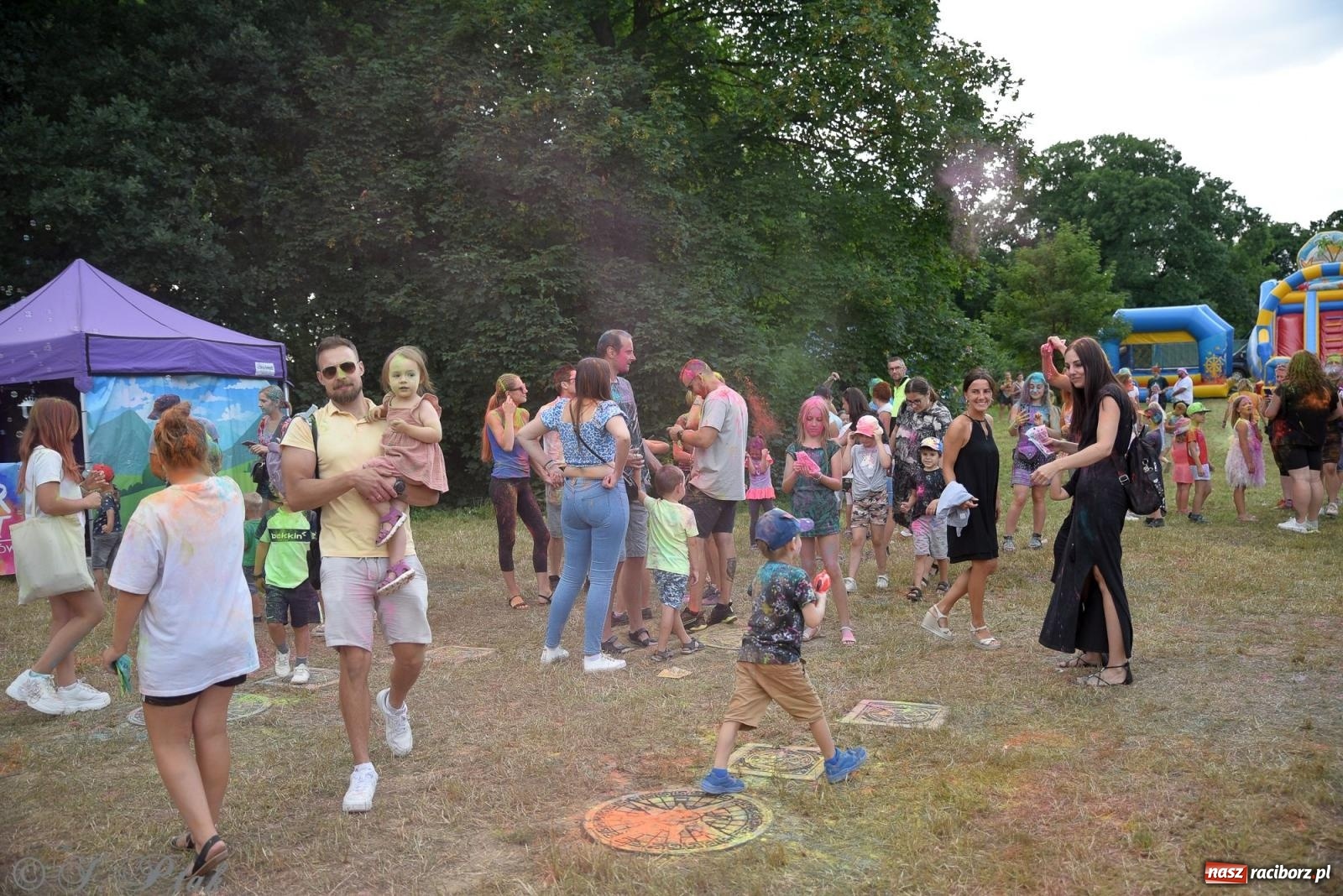 Zdjęcie w galerii na portalu naszraciborz.pl: Kolor Fest Racibórz [FOTO i WIDEO] wiadomości z regionu