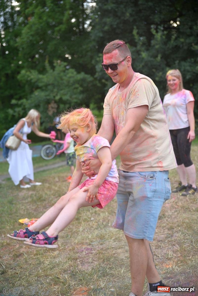 Zdjęcie w galerii na portalu naszraciborz.pl: Kolor Fest Racibórz [FOTO i WIDEO] wiadomości z regionu