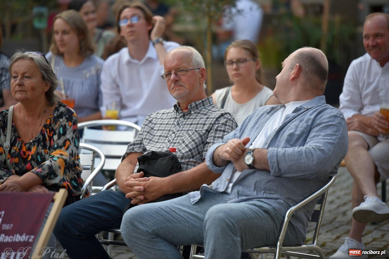 Zdjęcie w galerii na portalu naszraciborz.pl: Akustycznie o miłości na raciborskim zamku [FOTO i WIDEO] wiadomości z regionu