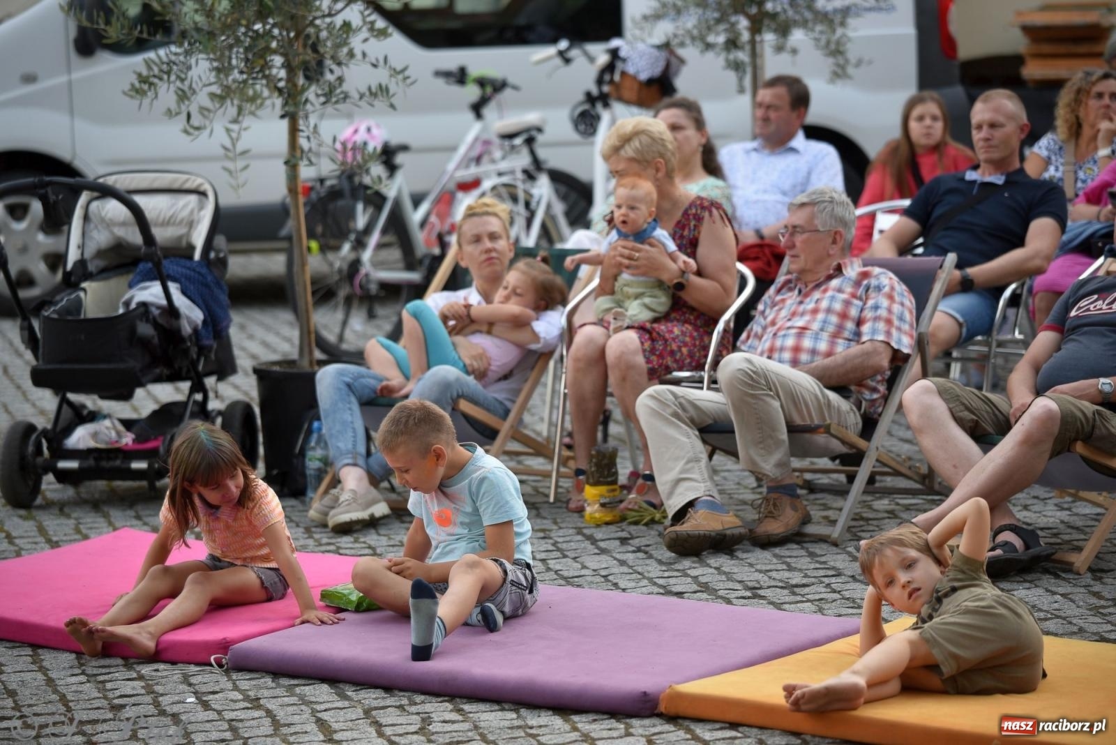 Zdjęcie w galerii na portalu naszraciborz.pl: Akustycznie o miłości na raciborskim zamku [FOTO i WIDEO] wiadomości z regionu