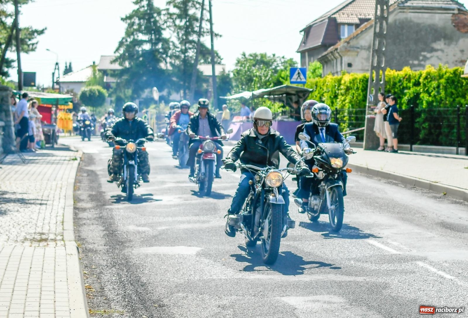 Zdjęcie w galerii na portalu naszraciborz.pl: Parada motocykli na odpust św. Krzysztofa w Pogrzebieniu [FOTO i WIDEO] wiadomości z regionu