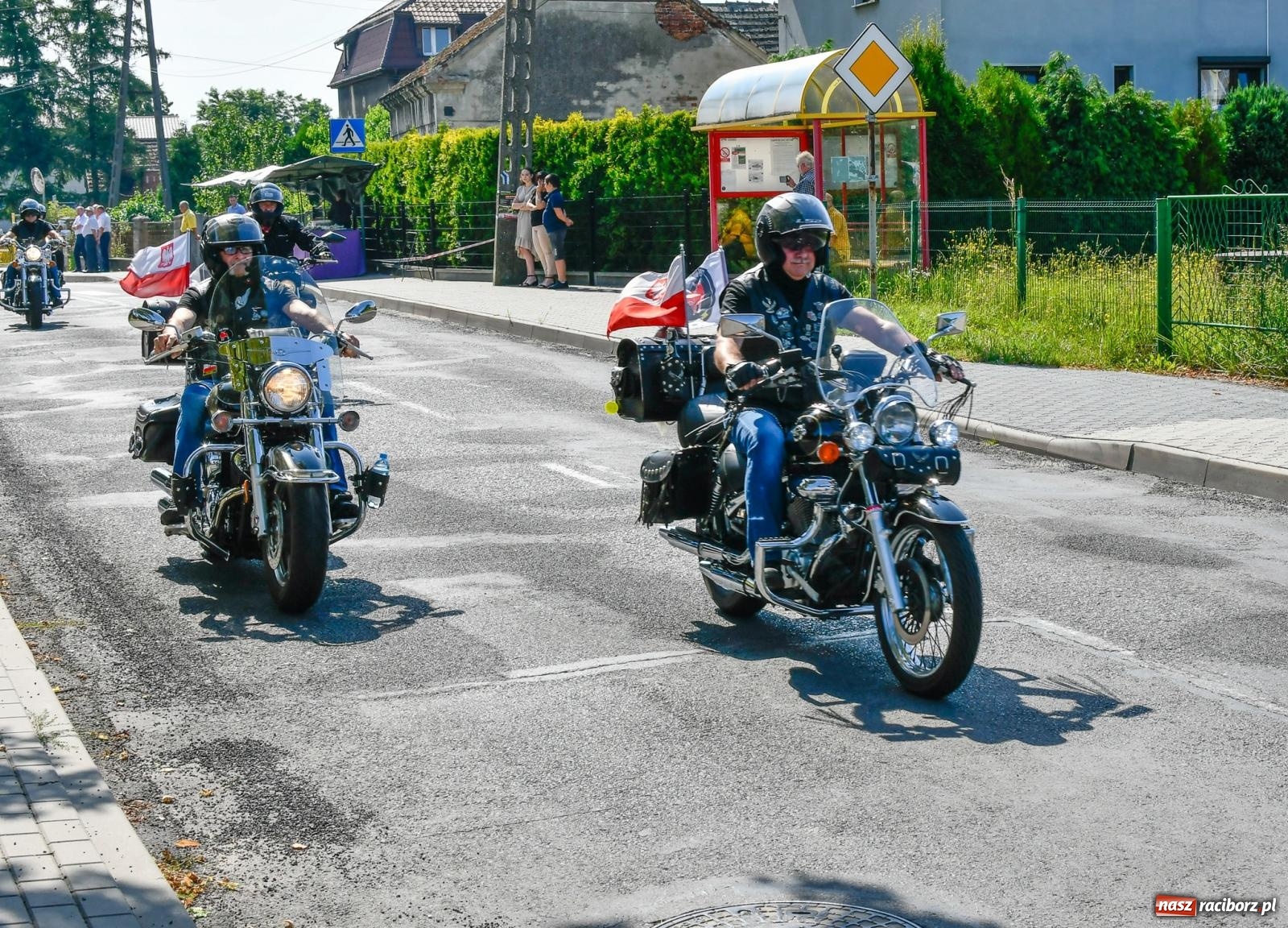 Zdjęcie w galerii na portalu naszraciborz.pl: Parada motocykli na odpust św. Krzysztofa w Pogrzebieniu [FOTO i WIDEO] wiadomości z regionu