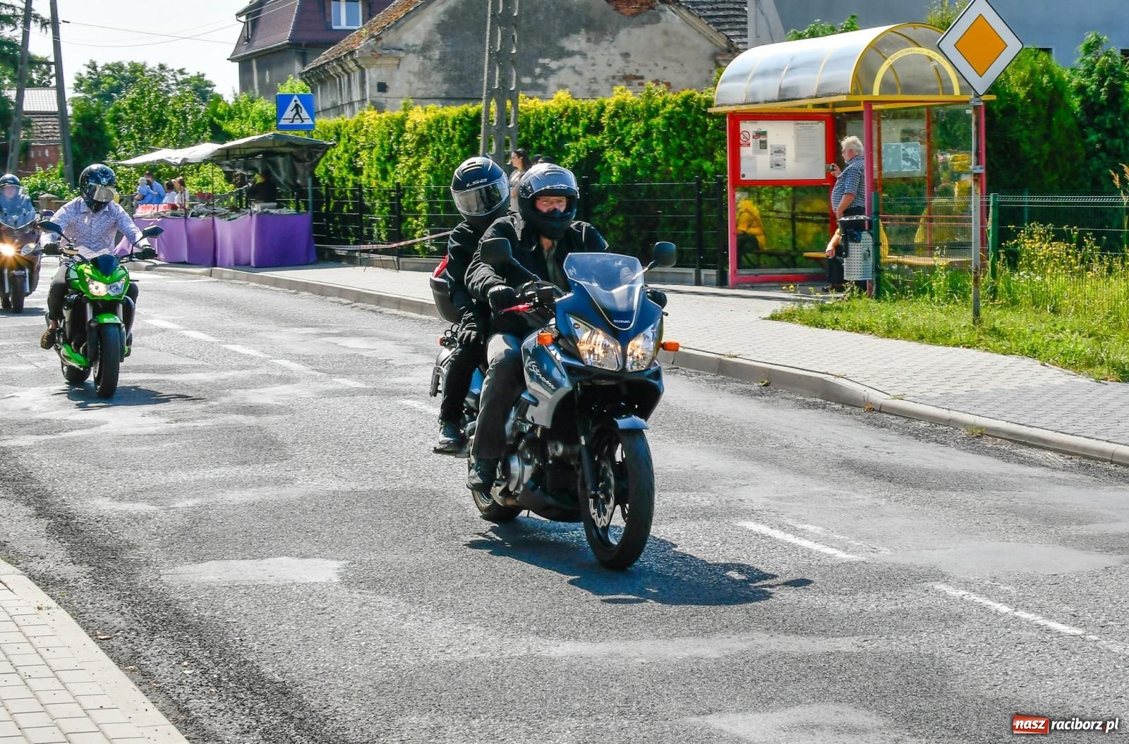 Zdjęcie w galerii na portalu naszraciborz.pl: Parada motocykli na odpust św. Krzysztofa w Pogrzebieniu [FOTO i WIDEO] wiadomości z regionu