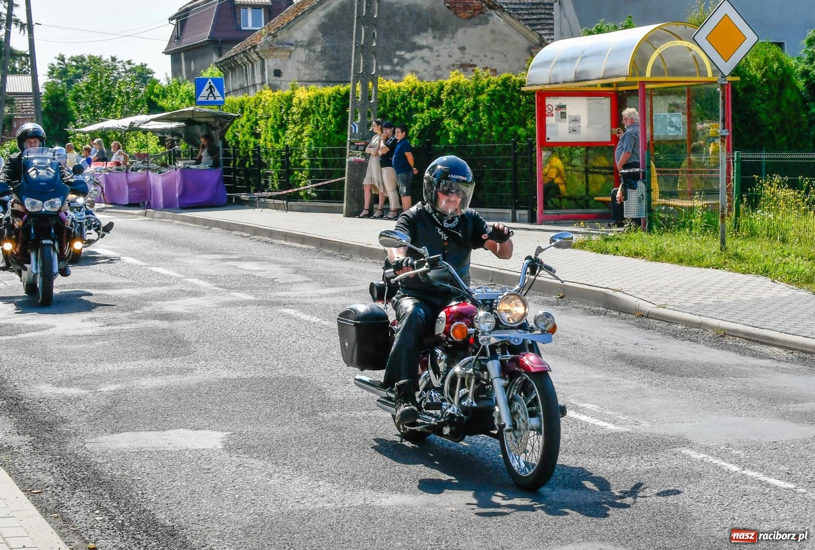 Zdjęcie w galerii na portalu naszraciborz.pl: Parada motocykli na odpust św. Krzysztofa w Pogrzebieniu [FOTO i WIDEO] wiadomości z regionu