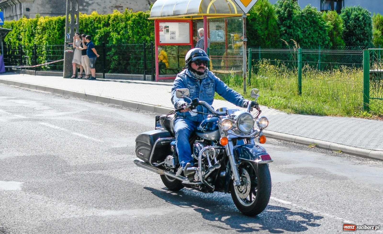 Zdjęcie w galerii na portalu naszraciborz.pl: Parada motocykli na odpust św. Krzysztofa w Pogrzebieniu [FOTO i WIDEO] wiadomości z regionu