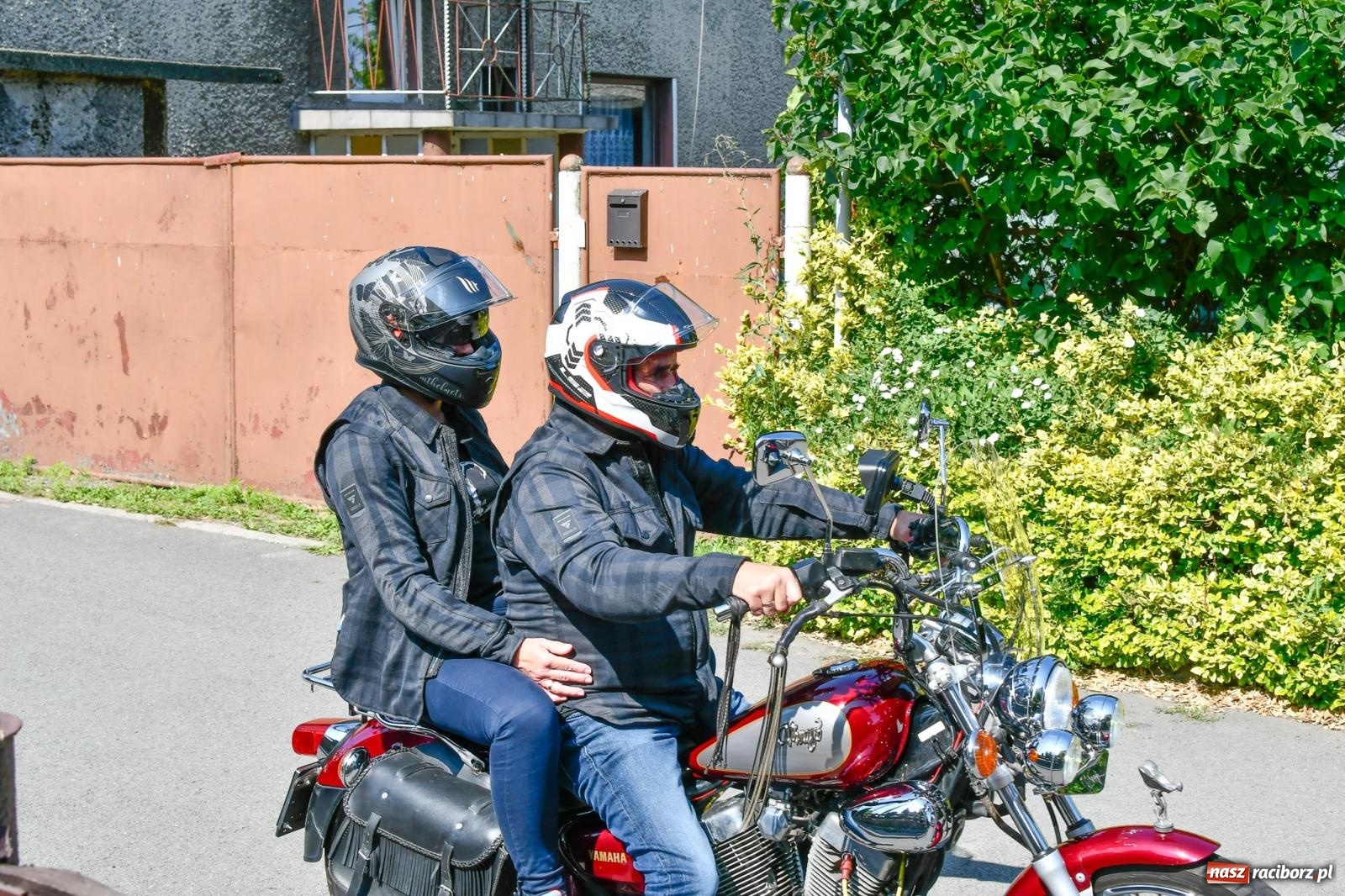 Zdjęcie w galerii na portalu naszraciborz.pl: Parada motocykli na odpust św. Krzysztofa w Pogrzebieniu [FOTO i WIDEO] wiadomości z regionu