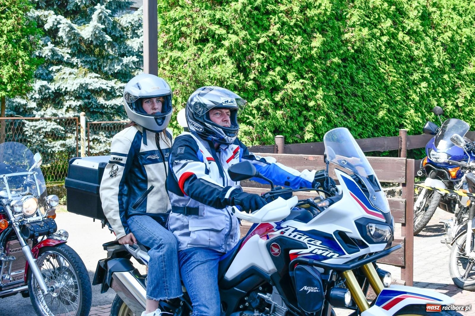 Zdjęcie w galerii na portalu naszraciborz.pl: Parada motocykli na odpust św. Krzysztofa w Pogrzebieniu [FOTO i WIDEO] wiadomości z regionu