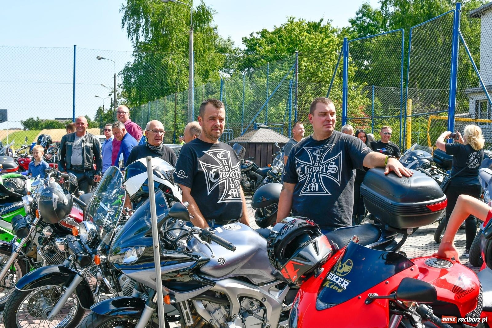 Zdjęcie w galerii na portalu naszraciborz.pl: Parada motocykli na odpust św. Krzysztofa w Pogrzebieniu [FOTO i WIDEO] wiadomości z regionu