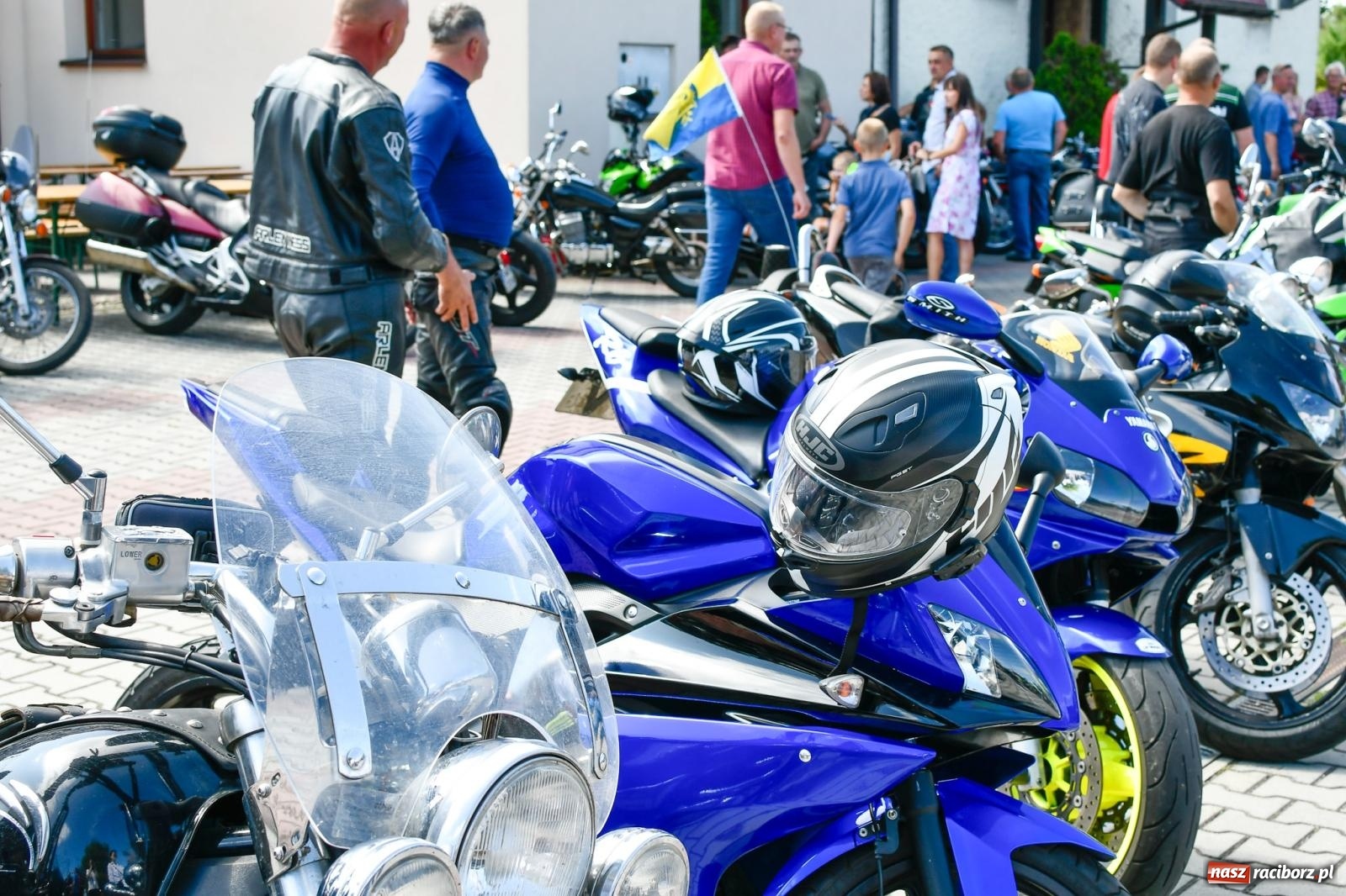 Zdjęcie w galerii na portalu naszraciborz.pl: Parada motocykli na odpust św. Krzysztofa w Pogrzebieniu [FOTO i WIDEO] wiadomości z regionu