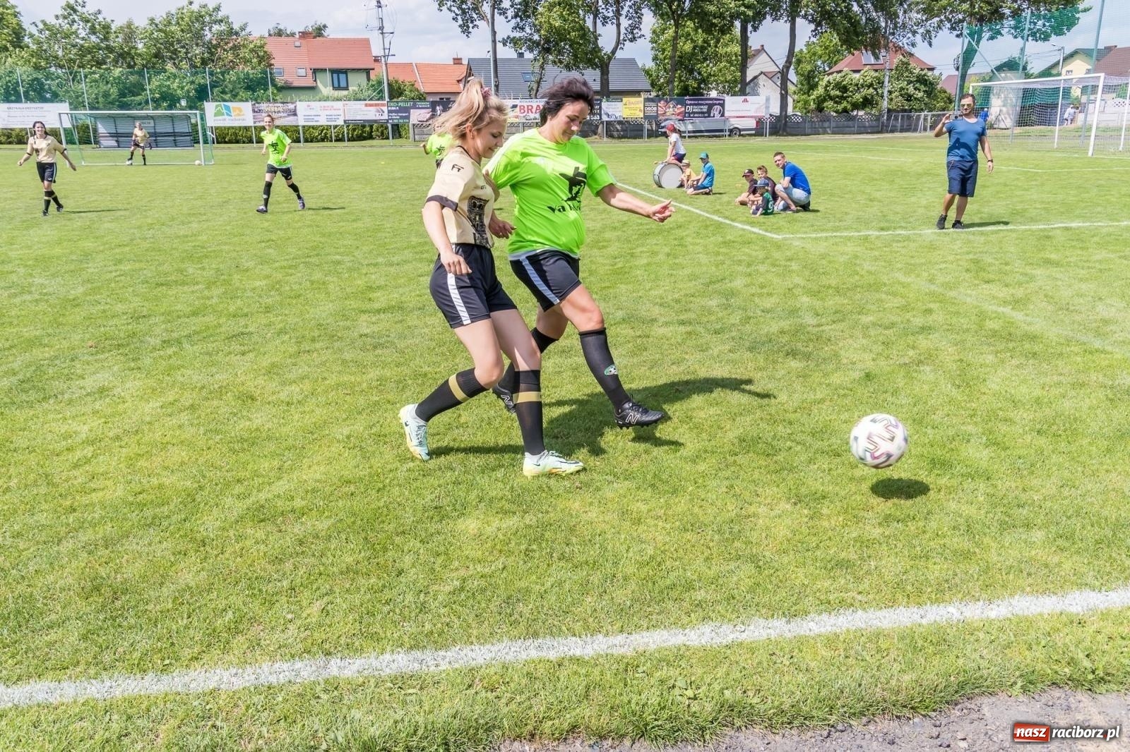 Zdjęcie w galerii na portalu naszraciborz.pl: Złote i limonki rywalizowały w Tworkowie [FOTO i WIDEO] wiadomości z regionu