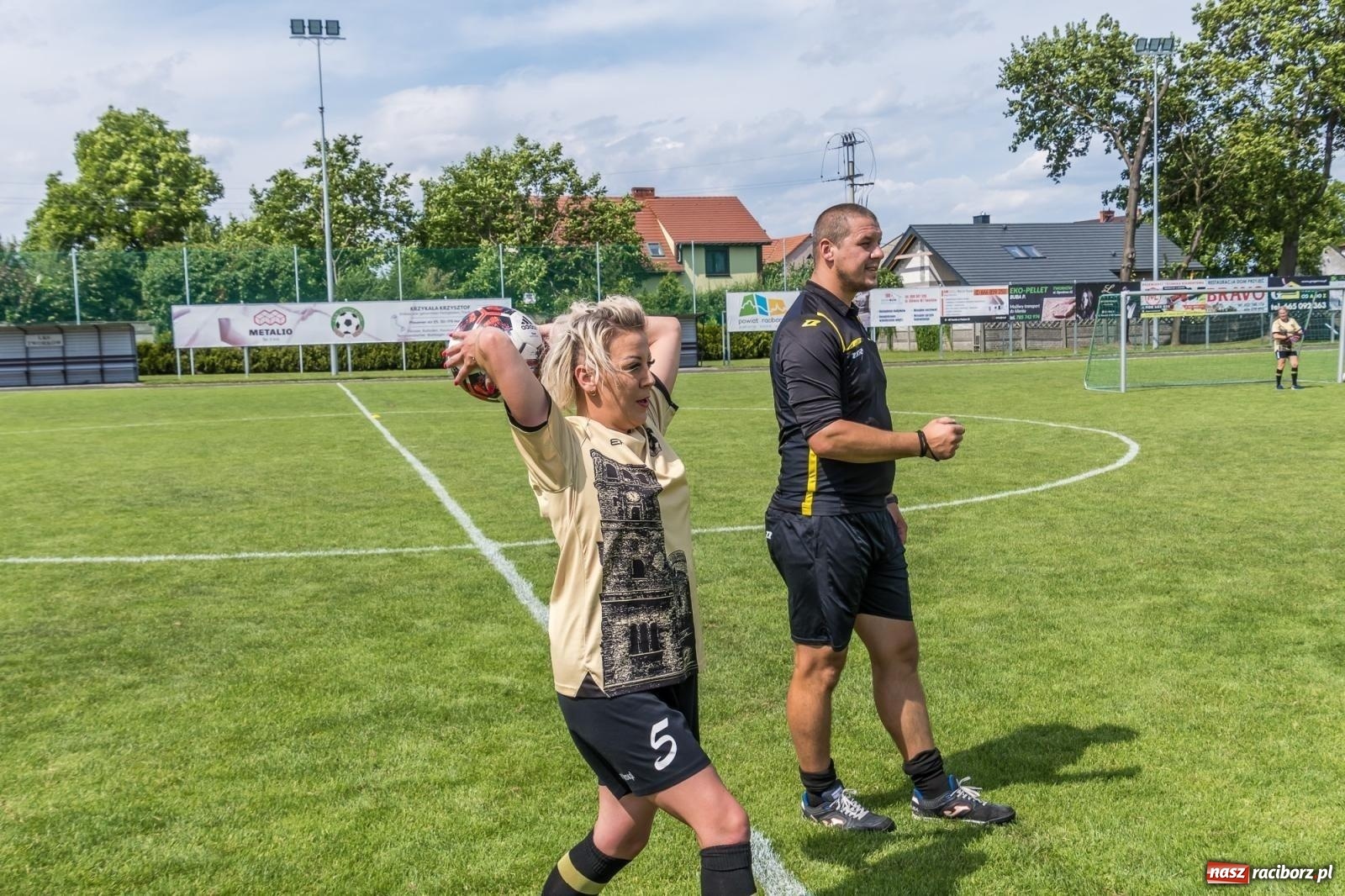 Zdjęcie w galerii na portalu naszraciborz.pl: Złote i limonki rywalizowały w Tworkowie [FOTO i WIDEO] wiadomości z regionu