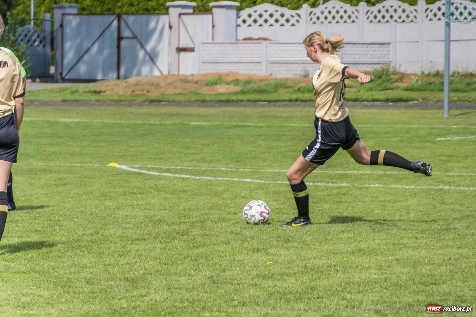 Zdjęcie w galerii na portalu naszraciborz.pl: Złote i limonki rywalizowały w Tworkowie [FOTO i WIDEO] wiadomości z regionu